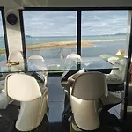 Villa l\'hermine Vue mer exceptionnelle, prestation luxe contemporaine avec cinema et spa, borne voit électrique