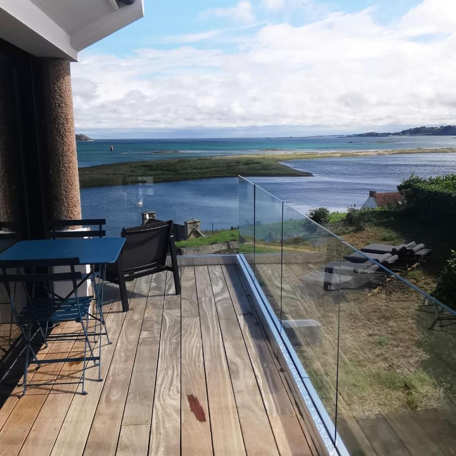 L'hermine Vue Exceptionnelle, Prestation Luxe Contemporaine Avec Cinema Et Spa, Borne Voit électrique Villa