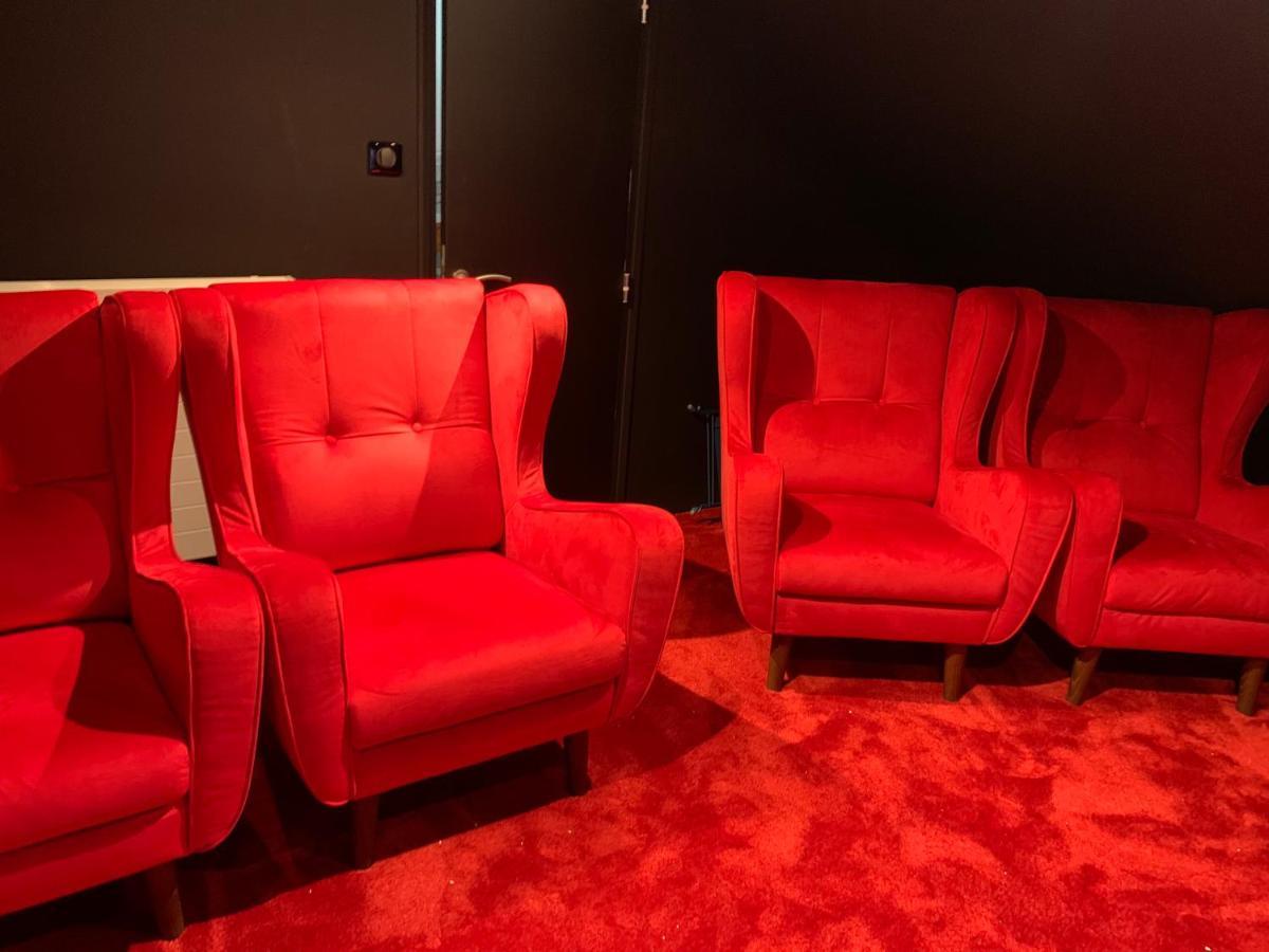L'hermine Vue Exceptionnelle, Prestation Luxe Contemporaine Avec Cinema Et Spa, Borne Voit électrique Villa *